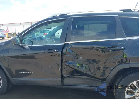 2020 Jeep Cherokee Latitude Plus 4X4 from USA, damaged, VIN 1C4PJMLB0LD555687